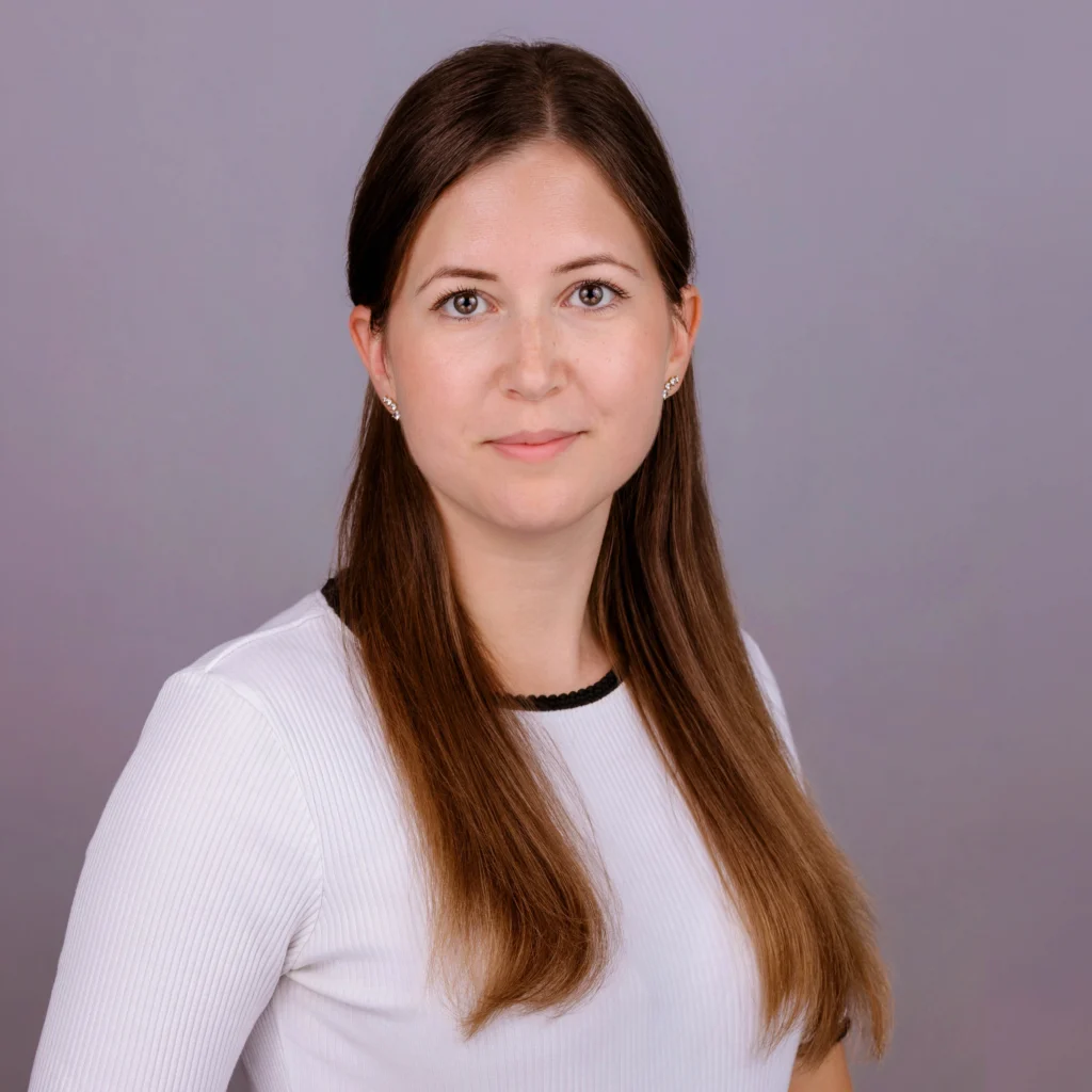 Dr. Mallár Klaudia